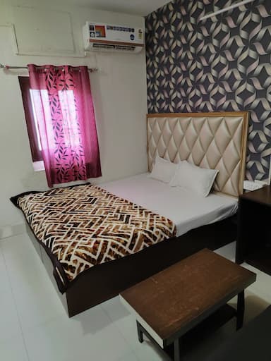 Oxy Hotel Savera