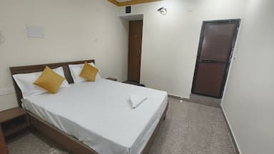 OXY City Inn