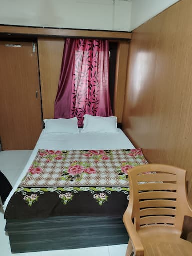 Oxy Hotel Savera